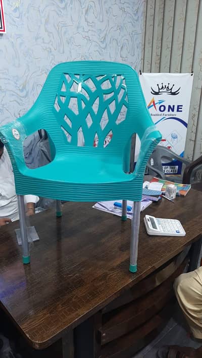 High quality plastic chairs Best rates shop now