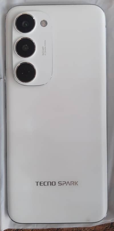 Techno Spark 40 pro plus 8/256