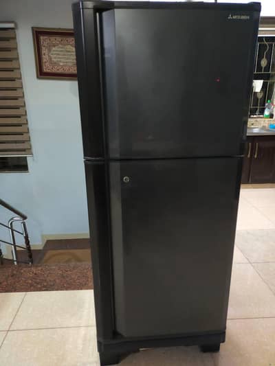 Mitsubishi no frost refrigerator