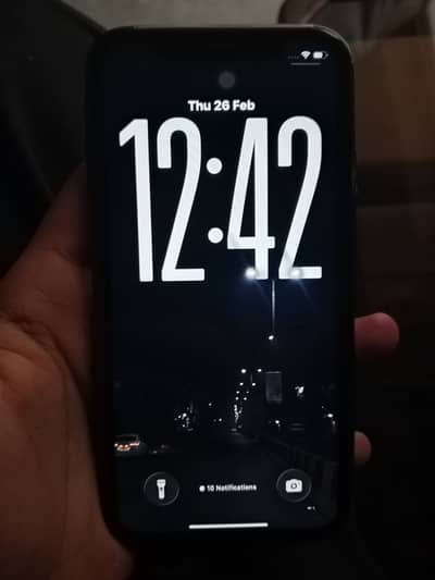 Iphone 11 sim locked