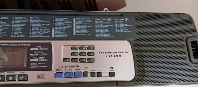 CASIO LK-100 Keyboard Piano