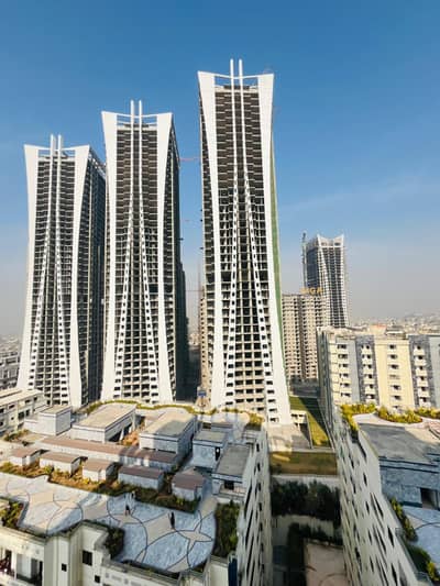 Specious studio Apartment Views 1