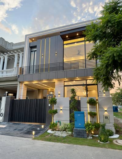 5 Marla Lavish Bungalow For Rent In DHA Phase 5 Lahore