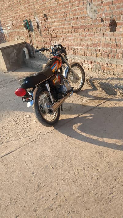 Honda 125    10 by 10 condition