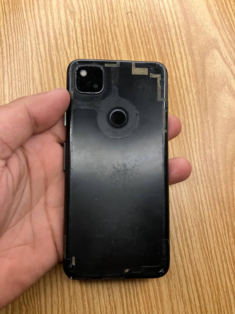 Google pixel 4a 4
