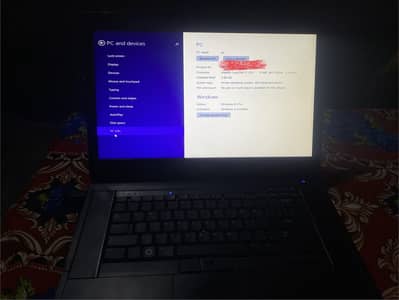 Laptop  Dell company