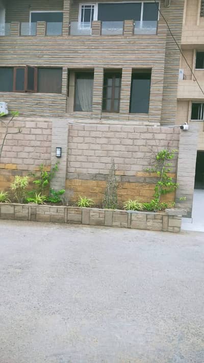 EXCLUSIVE WATERFRONT LIVING | GROUND FLOOR MASTERPIECE | SEAVIEW APARTMENTS