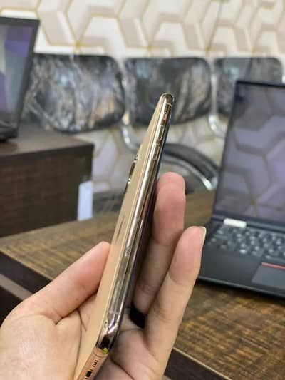 iPhone 11 Pro Max for sale 0371=4174=379