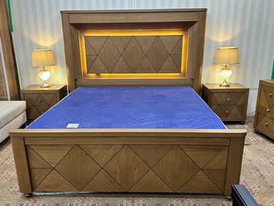 Wallnut Wooden Bed For Sale