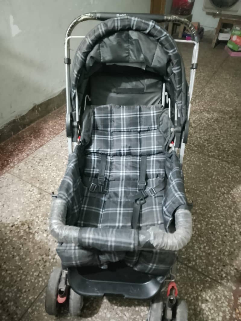 stroller/pram 4