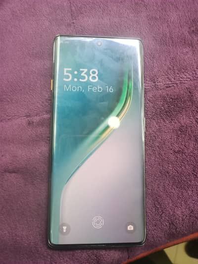 Tecno CAMON 40 Pro
