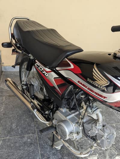 Honda CD 70 Black 6500 millage