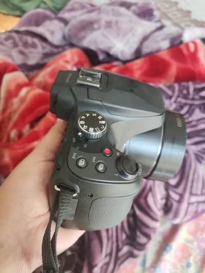Panasonic lumix DC-Fz80 in very reasonable price