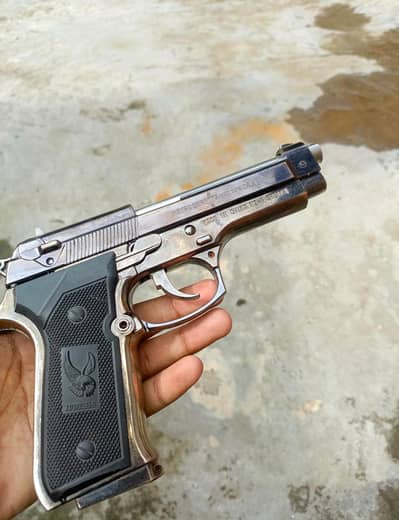 Gun Shape Butane Lighter – Stylish & Unique – Excellent Condition