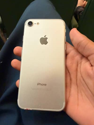 iphone 7 water pack 10/10 condition non-pta / JV