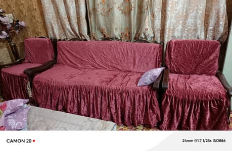 Covers for sofa and chairs good condition 0,3,1,3,4,1,1,6,9,8,4