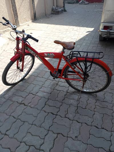 Deluxe sport cycles | well maintained | No issues in it.