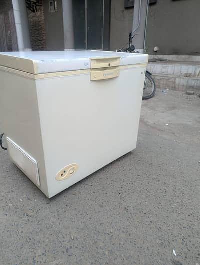 waves freezer single door total original all ok Call/0321/8888/564