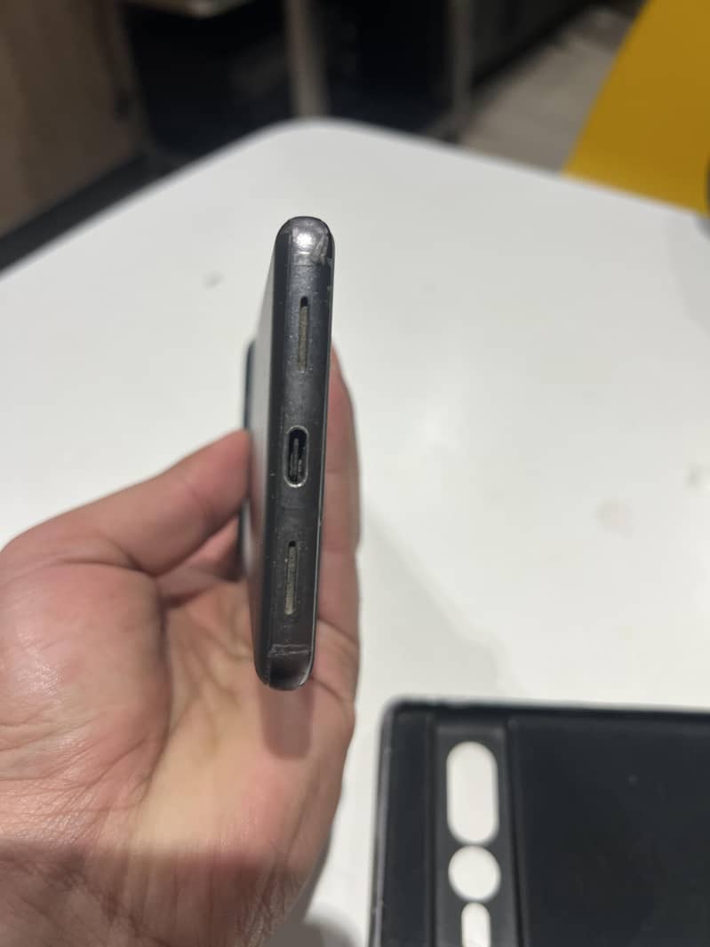 Google Pixel 7 pro 2