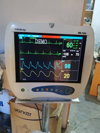 Patient monitor ( cardiac Moniter)