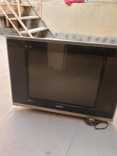TV 10/10 condition with remote