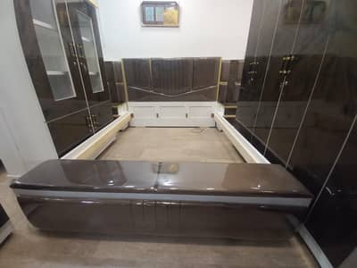 Bedroom set four piece supet gloss lasani 0-3-1-9-2-5-1-2-2-5-1