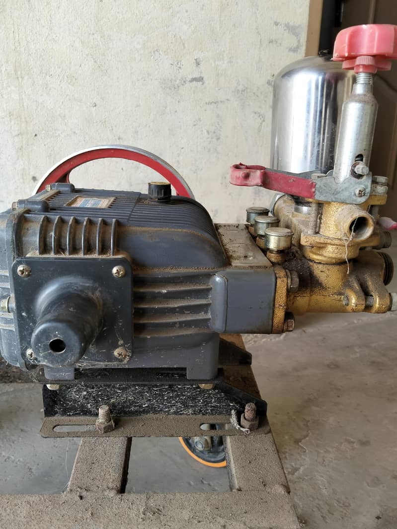 Pressure Pump 0