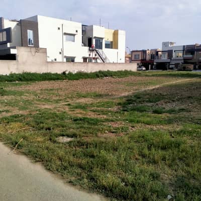 20 Marla Residential Plot For Sale In Woods Block In Paragon City Lahore