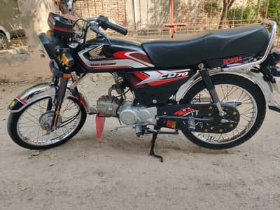 urgent Honda 70 2024/2025 lush condition demand 142000