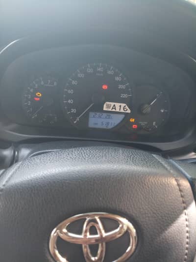 Toyota yaris Gli 1.3 Mt