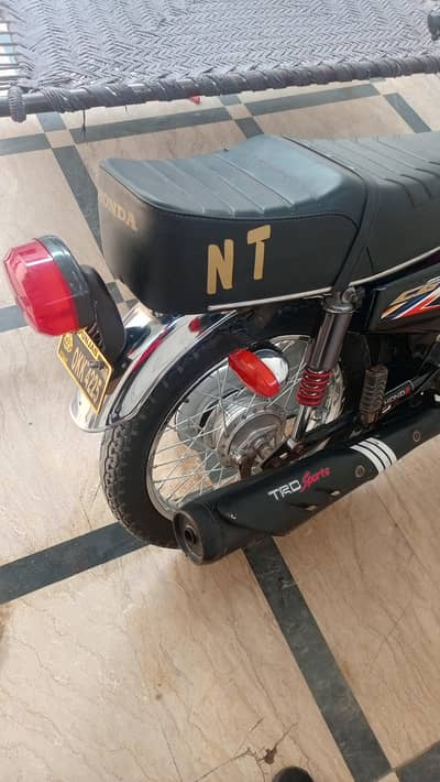 Honda 125 2018 modal number 19 ka lga howa black coulr