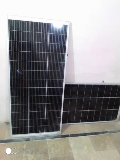 2 solar panels with free controller