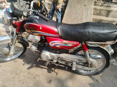 dhoom bike 70d