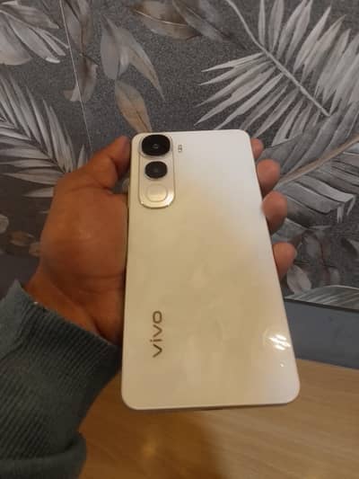 Brand New Vivo Y400 5G – PTA Approved – 8GB/256GB
