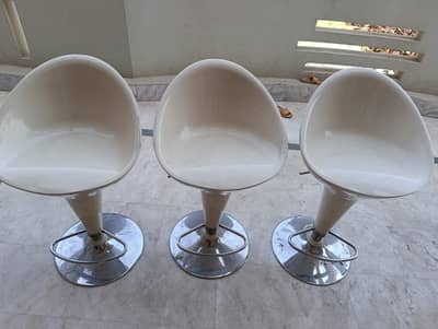 Comfortable Home Office  used Stool  For sale One stool price: Rs 5000