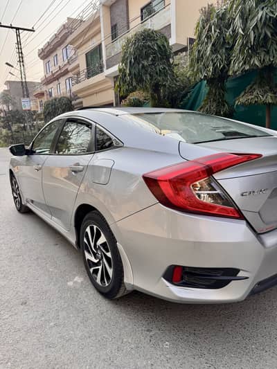 Honda Civic 2017 Full option