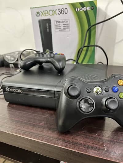 Xbox 360 Slim 250GB Jailbreak