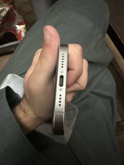 Iphone 15 pro max jv 256 gb