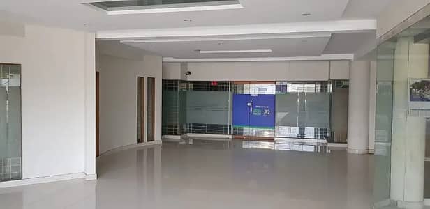 Brand New 2 Kanal Floor Available For Rent