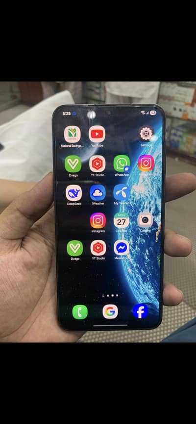 Samsung Glaxy S23 plus