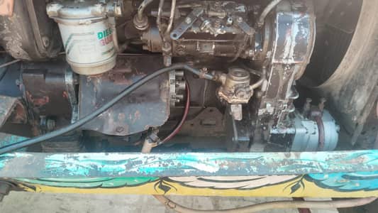 ٹریکٹر اچھی کنڈیشن میں ہے اور پچھلے دونوں ٹائر بالکل نئے ڈلے ہوئے ہیں