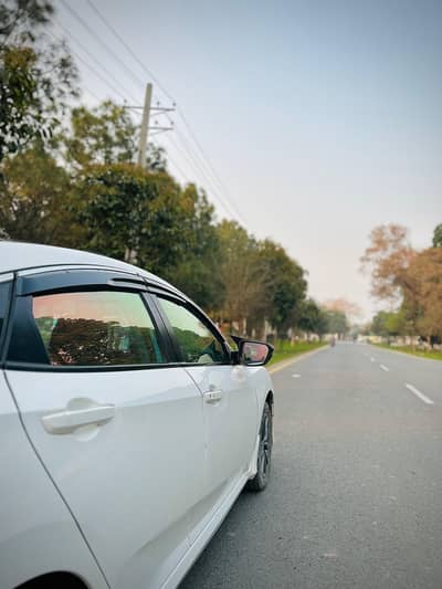 Honda Civic Oriel 2019