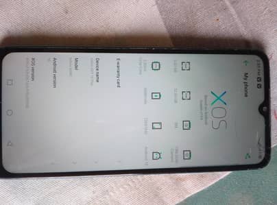 Infinix hot10 play 2gb32gb just touch Thora crack hai baqi ok 6000mah