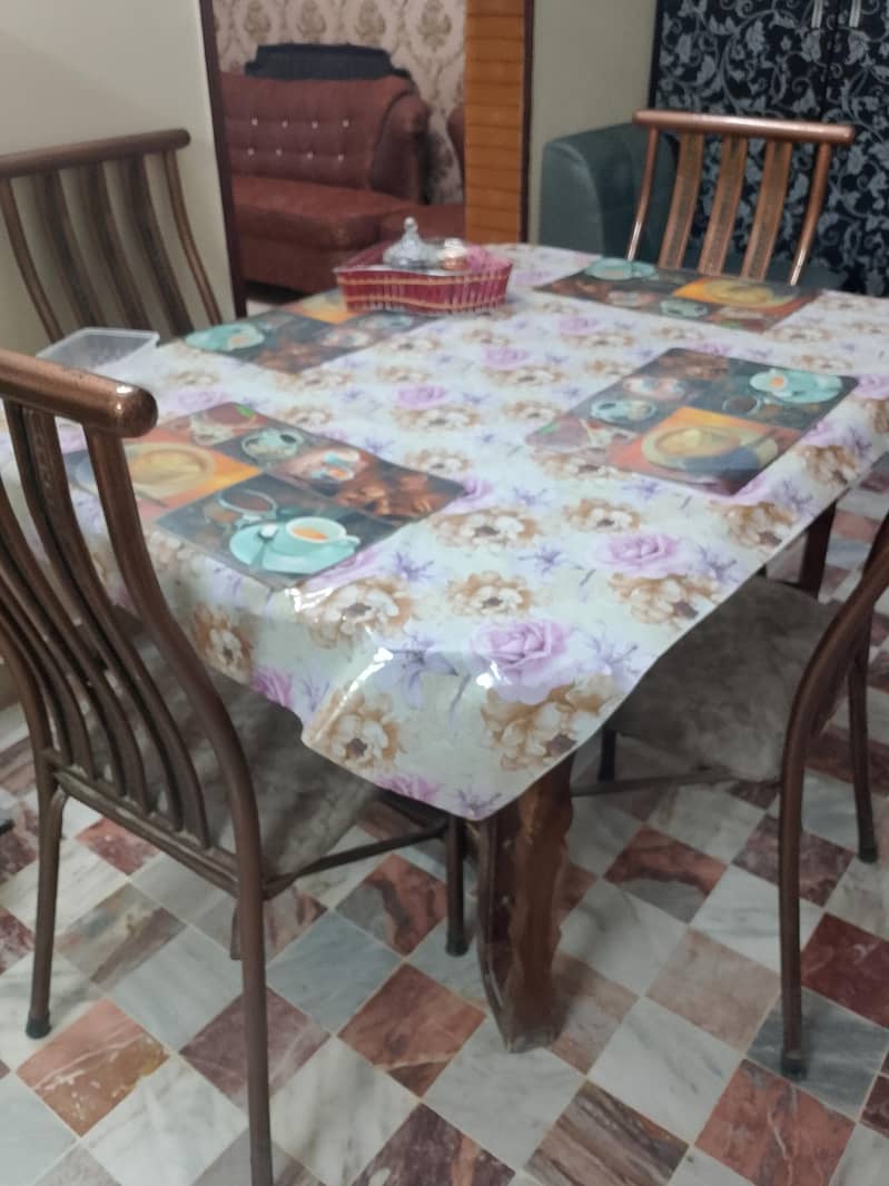 4 chairs dining table 2
