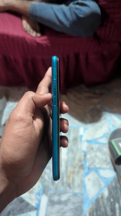 Realme 5i 4/64