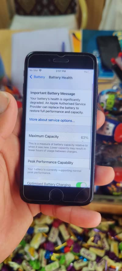iphone 7 all ok battery' health 63 128 gb storages ( only Whatsapp)