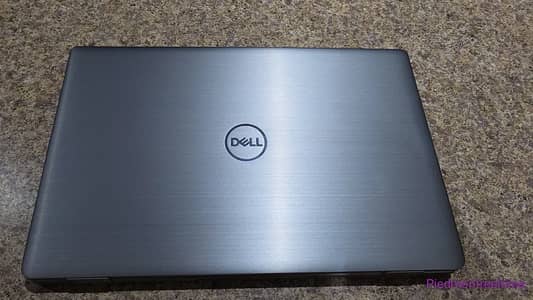 Dell Laptop Core i7 With 4Tb Graphic Card ( apple core i7 , i3 )