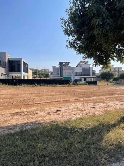 21 Marla Plot In Overseas 6 Bahria Town Phase 8