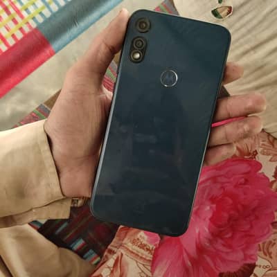Motorola E 2020 3/32 Canada se aya hai non Pta hai