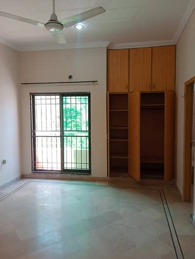 Lower portion for rent at the prime location in salli town